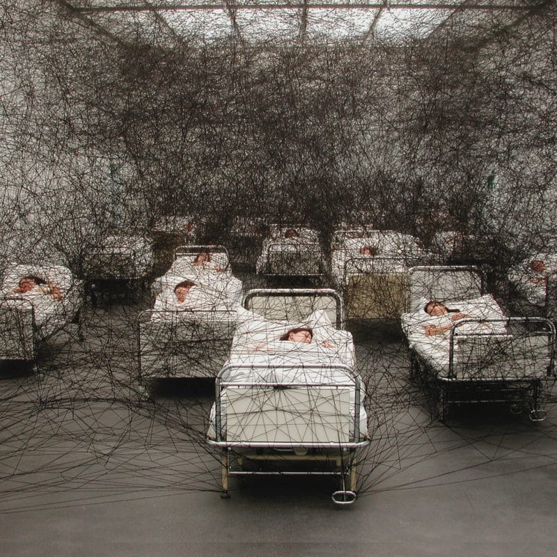 “During Sleep”, 2002, Performance / Installation: hospital beds, bedding, black wool
Kunstmuseum Luzern, Lucerne, Switzerland, Photo by Sunhi Mang, © SIAE, Rome, 2020 and the artist