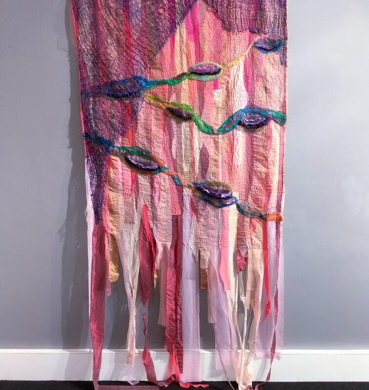 "Material/Immaterial", "Female Trees Love Wearing Jewels", 2020, cm.128x270, struttura portante di plexiglas, ricamo a mano su collage di tessuti, tessitura a mano