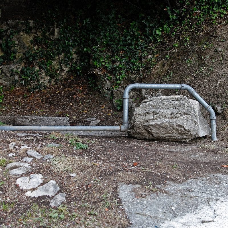 Jimmy Durham, Stone Rejected by the Builder, 2004