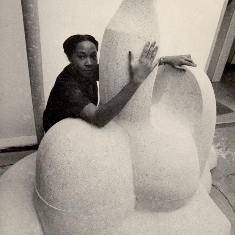 The artist in her Studio in Sebucán, Caracas, 1980. Courtesy Henrique Faria New York
Photo by Rudy Stejskal.