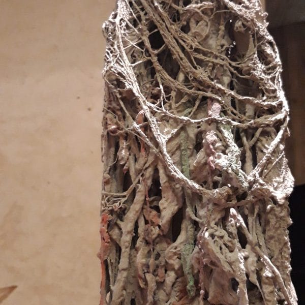 Idolo Mp-Dn 54.14, 2020 | Mattia Barone | cemento, juta, fili di cashmere, fili di cotone, tessuto | cm.86x15 | ph.credit B.Pavan