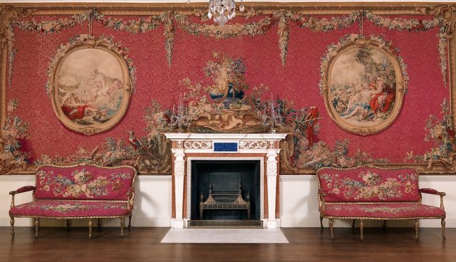 Descriptive and introductory notes on the history of tapestry in Europe between the 16th and 18th centuries