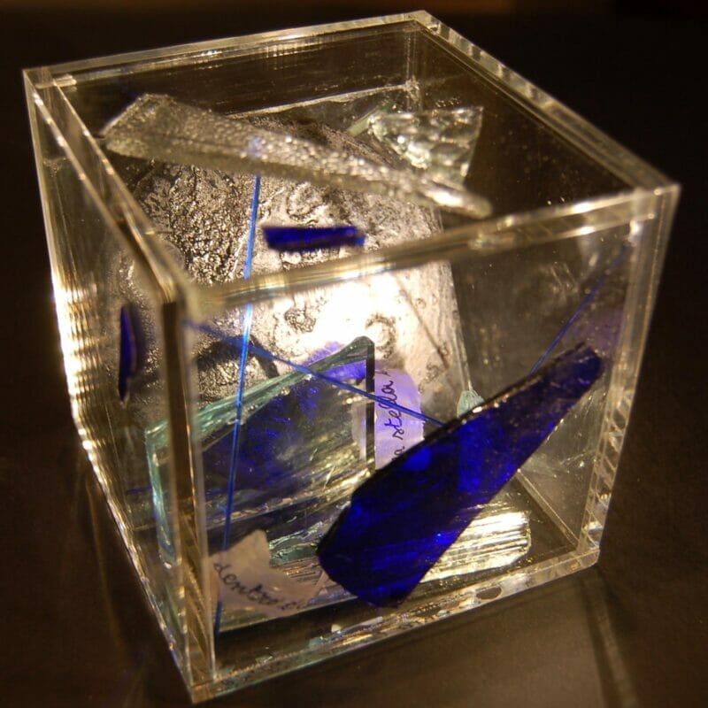 Michela Baldi, Costellazioni portatili. Plexiglass, glass, paper - cm 10x10x10 - 2014